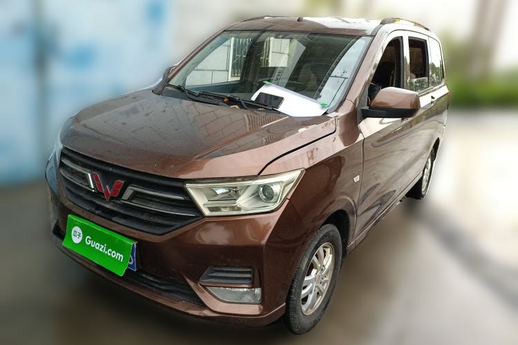 Used Wuling Hongguang 2019 1.5L S Standard Version China VI LAR

