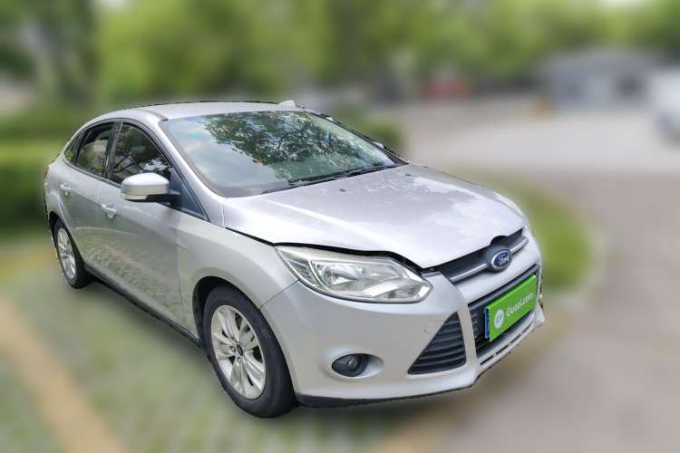 Used Ford Focus 2012 Sedan 1.6L Manual Comfort Model
