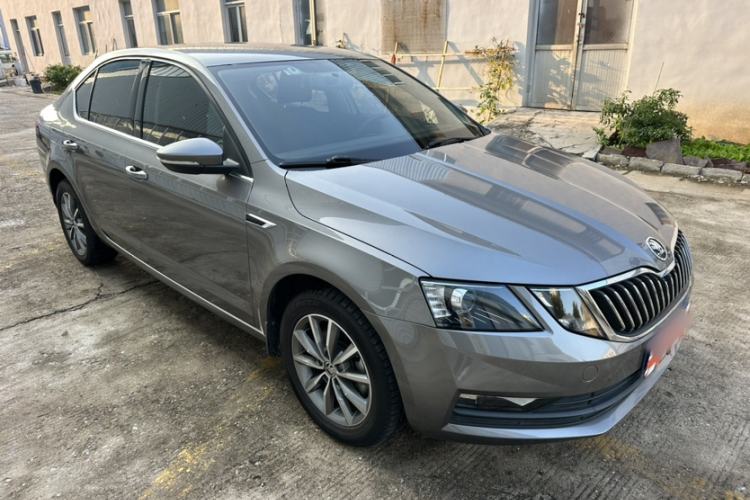 Used Skoda Octavia 2018 TSI230 DSG Comfort Edition
