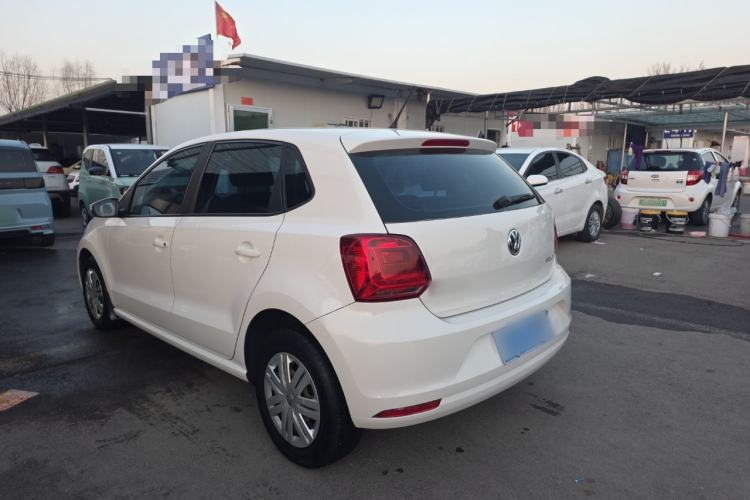 Used Volkswagen Polo 2016 1.4L Manual Fashion Model
