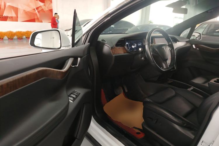 Used Tesla Model X 2020 Long-Range Upgrade Version
