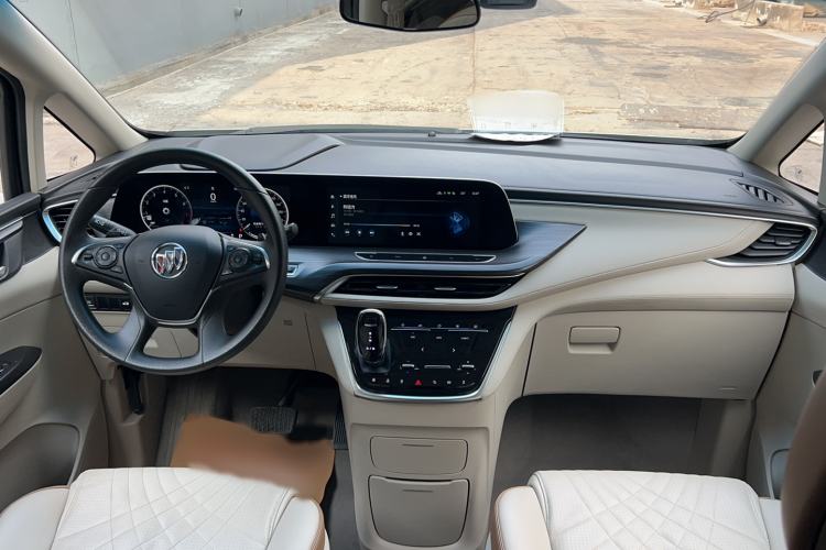 Used Buick GL8 2022 ES Landtrek 653T Comfort Edition
