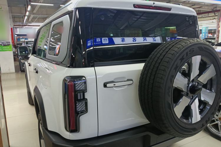 Used BAIC Off-Road BJ40 Electric Drive 2025 Advanced Edition
