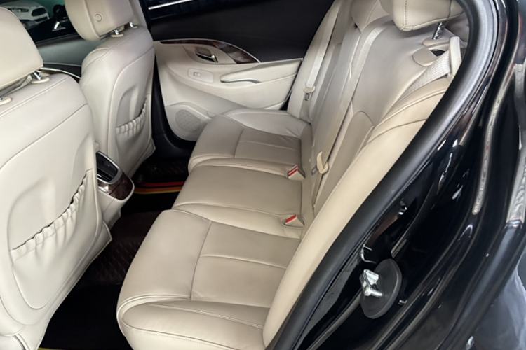 Used Buick LaCrosse 2013 2.4L SIDI Leading Comfort Version
