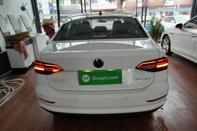 Used Volkswagen Lavida 2022 1.5L Automatic Fashion Edition
