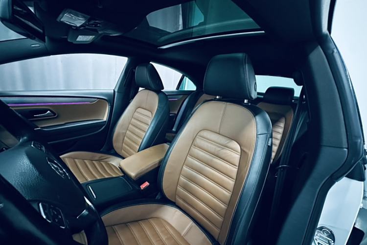 Used Volkswagen FAW-Volkswagen CC 2015 2.0 TSI Luxury Model
