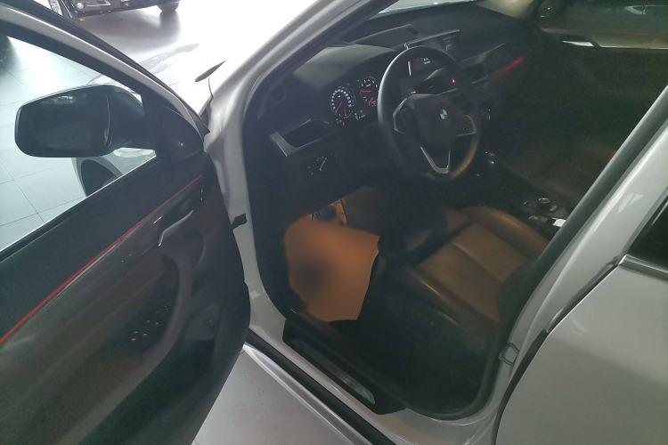 Used BMW X1 2018 sDrive18Li Luxury Model
