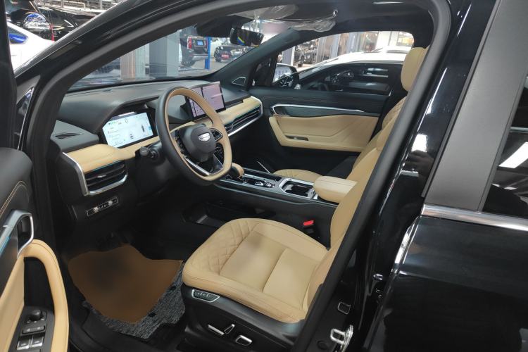 Used Geely Auto Haoyue L 2023 2.0T DCT Flagship Version