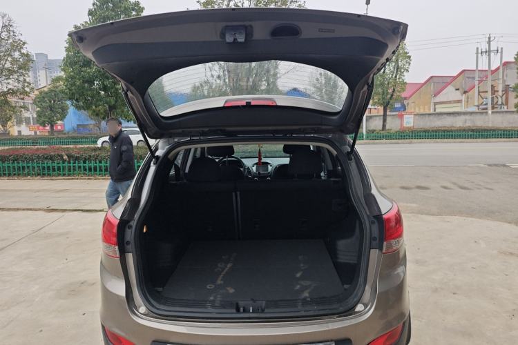 Used Hyundai ix35 2015 2.0L Automatic 2WD Comfort Edition China V Standard