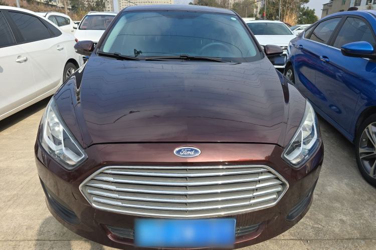 Used Ford Escort 2019 Revised 1.5L Automatic ZhiXiang Version China VI Standard