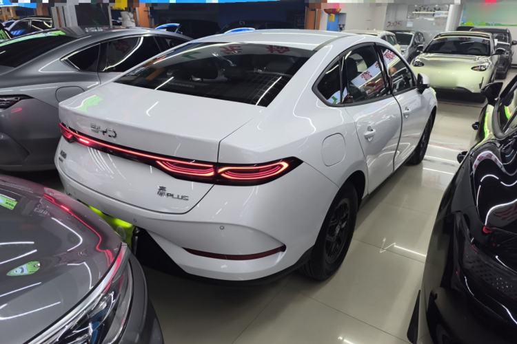 Used BYD Qin PLUS 2025 DM-i Smart Drive 55KM Leading Model
