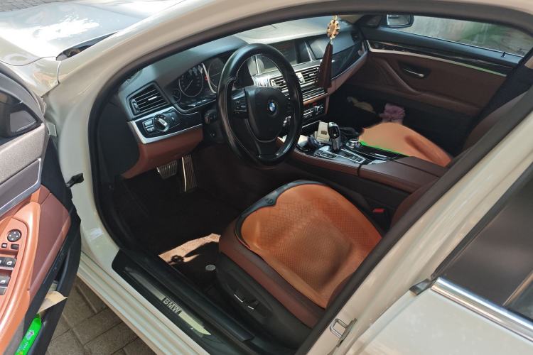 Used BMW 5 Series 2017 520Li Elegant Edition
