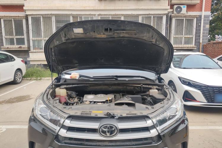 Used Toyota Highlander 2018 2.0T Four-Wheel Drive Luxury Edition 7 Seats China V Emission Standard