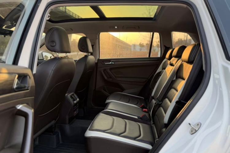 Used Volkswagen Tiguan L 2019 280TSI Automatic Two-Wheel Drive Panoramic Comfort Edition China V Standard
