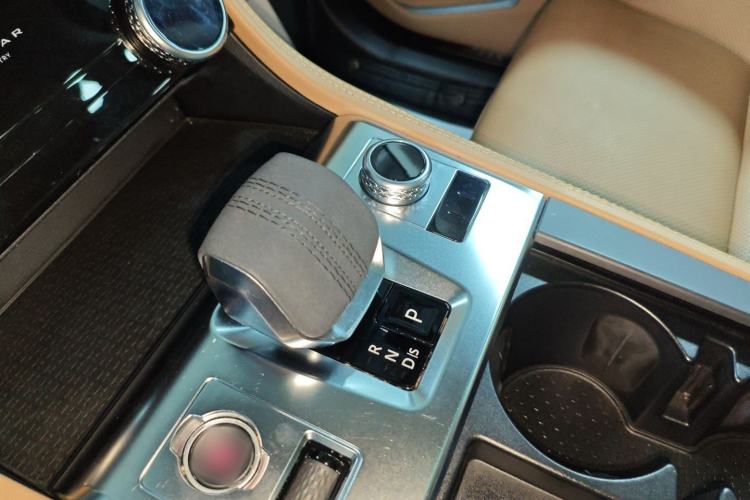 Used Jaguar F-PACE 2023 P250 HSE
