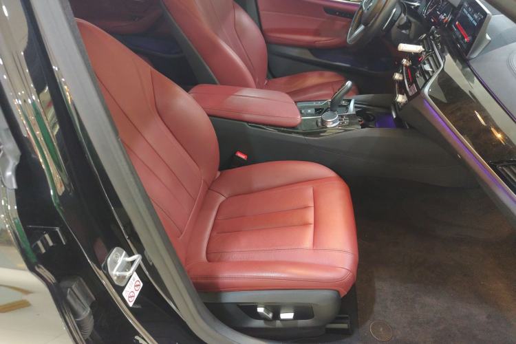 Used BMW 5 Series 2018 Restyled 530Li Leading Edition M Sport Package