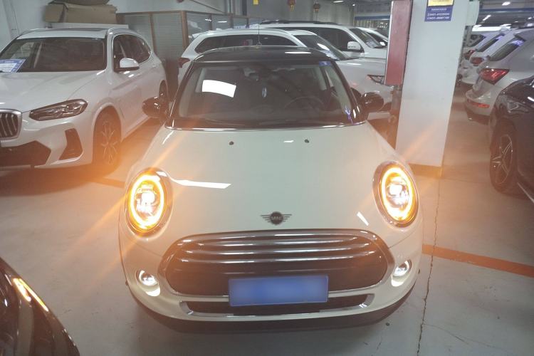 Used  MINI 2019 1.5T COOPER Artist
