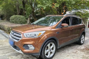 Used Ford Kuga 2017 EcoBoost 180 Two-Wheel-Drive Platinum Edition