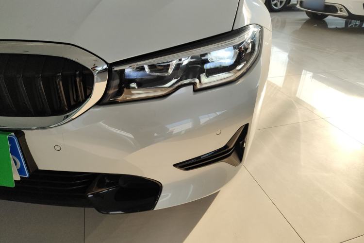 Used BMW 3 Series 2022 320i Sport Package
