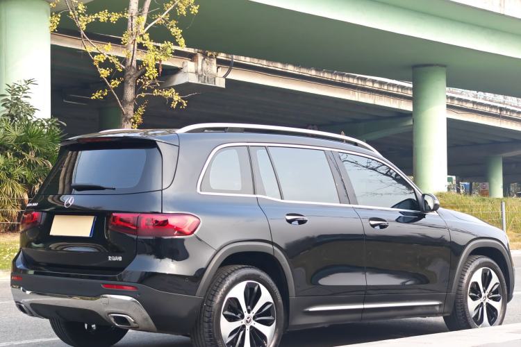 Used Mercedes-Benz GLB 2022 Updated GLB 200 Fashion Edition
