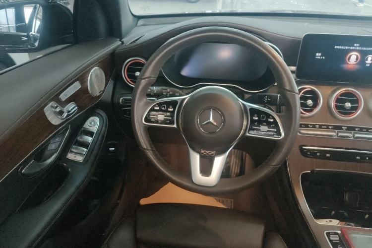 Used Mercedes-Benz GLC 2022 GLC 300 L 4MATIC Dynamic Model
