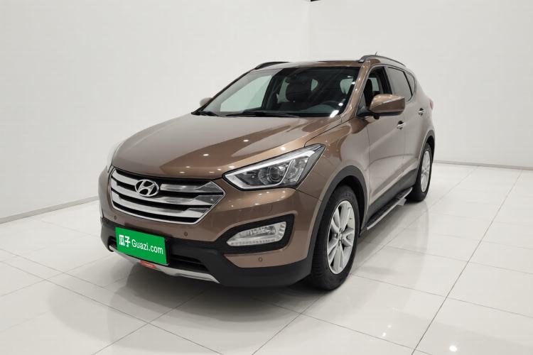 Used Hyundai Santa Fe 2013 2.0T Automatic All-Wheel Drive Top Trim