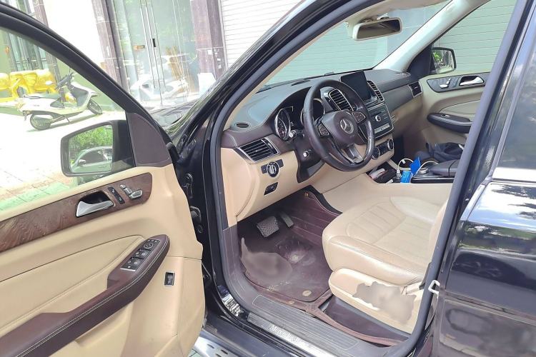 Used Mercedes-Benz GLE 2017 GLE 400 4MATIC
