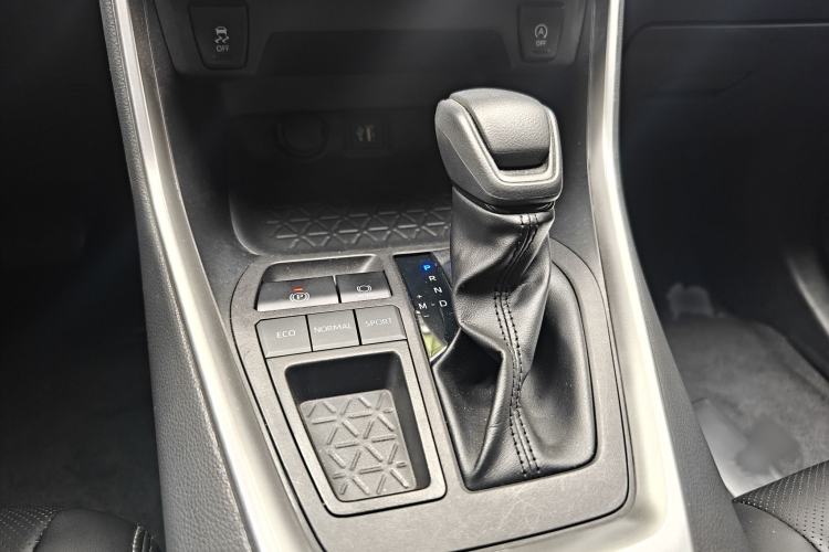 Used Toyota RAV4 2023 2.0L CVT Two-Wheel Drive Urban Edition
