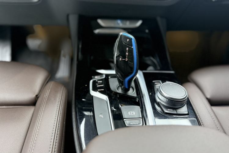 Used BMW iX3 2021 Leading Model