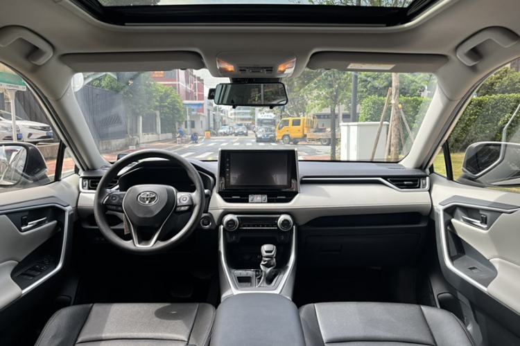 Used Toyota RAV4 2020 2.0L CVT Two-Wheel Drive Fashion Edition
