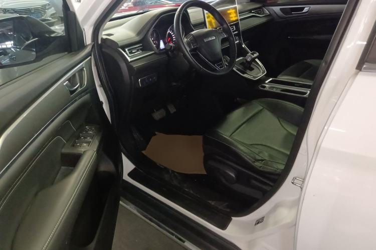 Used Haval M6 2021 PLUS 1.5T DCT Luxury Smart Connectivity Model
