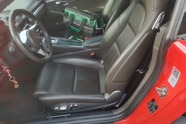 Used Porsche 718 2016 Cayman 2.0T