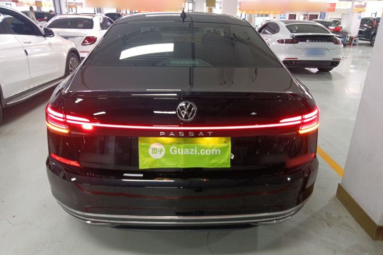 Used Volkswagen Passat 2022 330TSI Starry Luxury Edition
