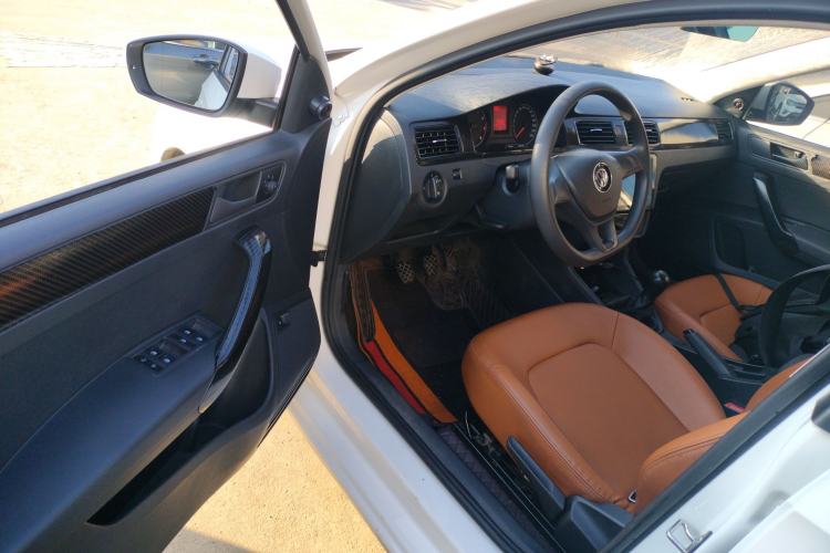 Used Volkswagen Santana 2019 1.5L Manual Fashion Edition China VI Standard