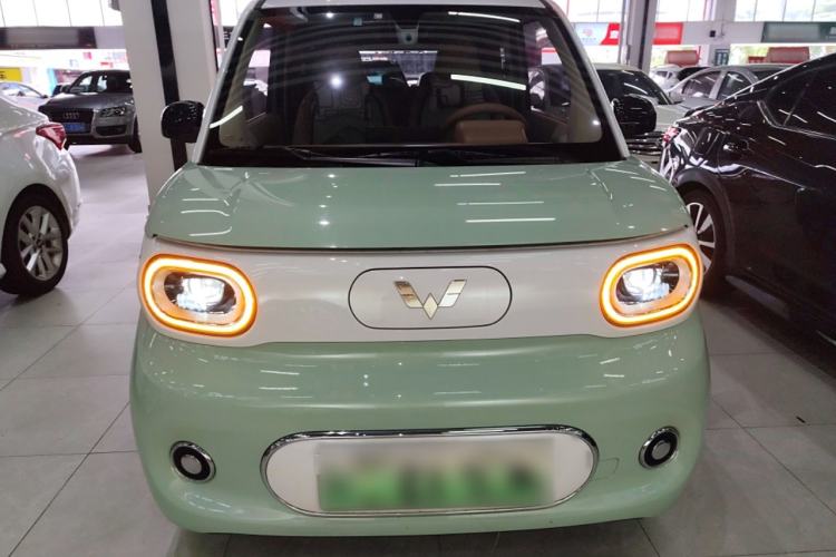 Used Wuling Hongguang MINIEV 2024 3rd Generation 215km Advanced Version

