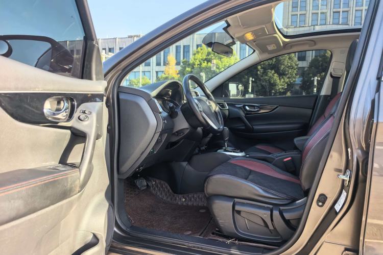 Used Nissan Qashqai 2016 2.0L CVT Luxury Edition
