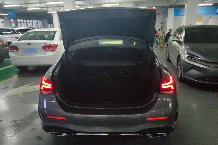 Used Mercedes-Benz A-Class 2022 Restyled A 200 L Sport Sedan Fashion Version
