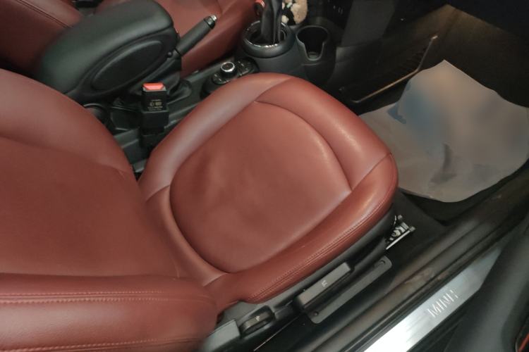 Used  MINI 2016 1.2T ONE Pioneer Edition
