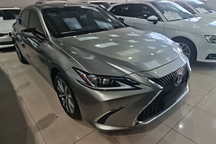 Used Lexus ES 2018 200 Luxury Edition China V Standard