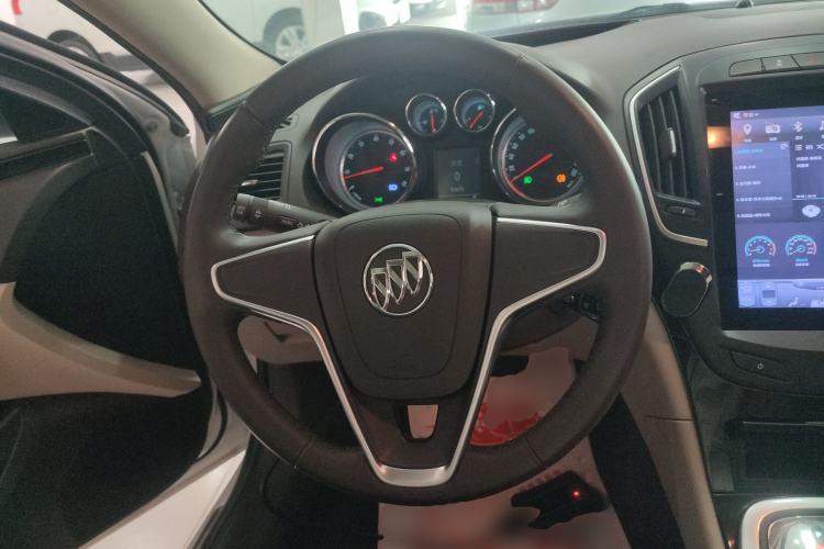 Used Buick Regal 2015 2.0L Leading Fashion Edition
