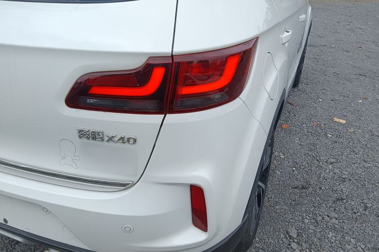 Used Bestune X40 2019 1.6L Manual Luxury Model China VI Standard
