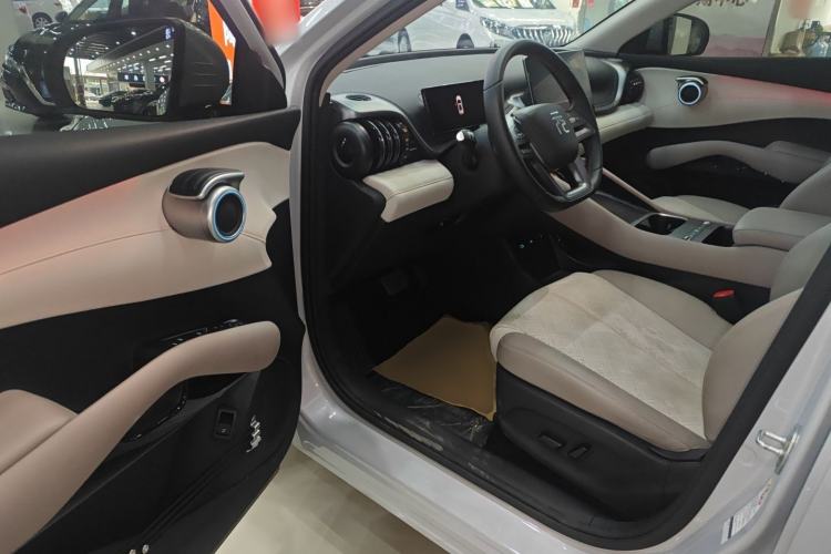 Used BYD Yuan PLUS 2025 Intelligent Driving Version 510 KM Beyond-Grade Edition
