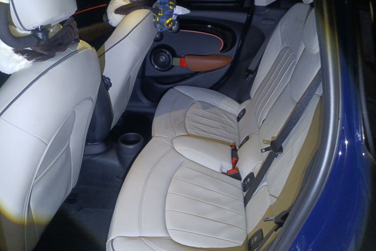 Used MINI MINI 2016 2.0T COOPER S SEVEN Five-Door Edition
