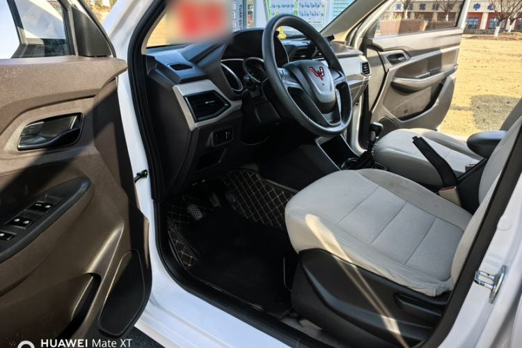 Used Wuling Hongguang 2021 1.5L S Standard Version LAR