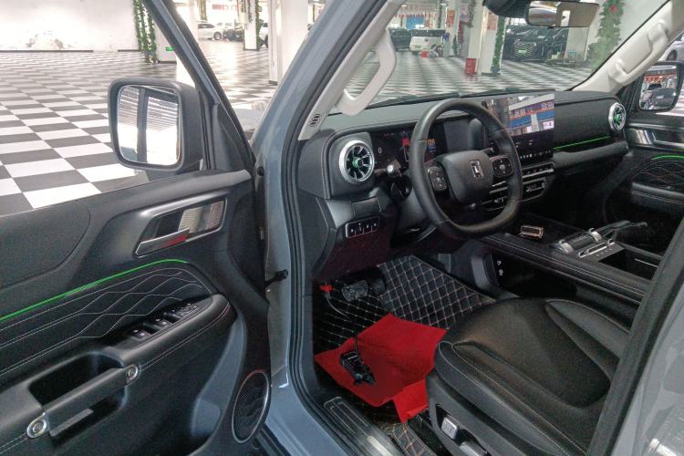 Used Tank 300 New Energy 2025 Hi4-T
