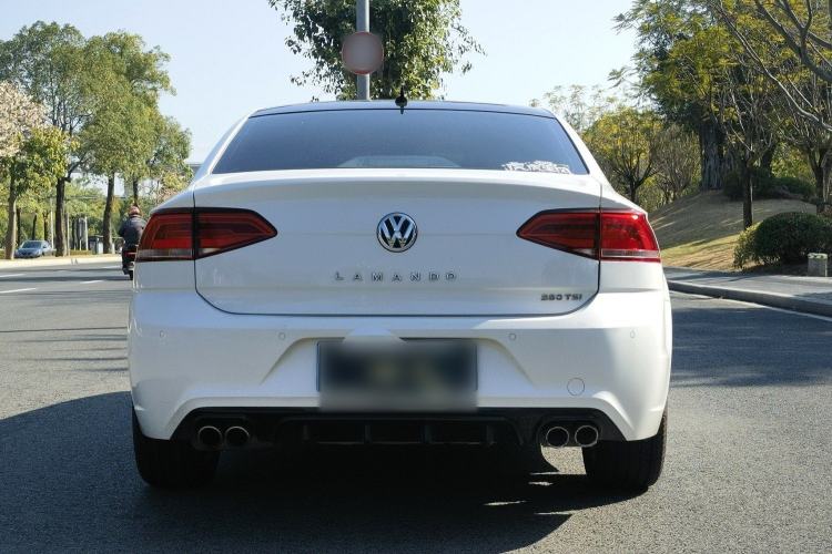 Used Volkswagen Lamando 2015 280TSI DSG Comfort Edition
