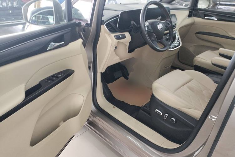 Used Buick GL8 2022 ES Land Cruiser 653T Luxury Model
