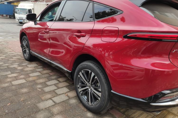 Used Toyota Venza 2022 Dual-Engine 2.5L CVT Two-Wheel Drive Prestige Edition
