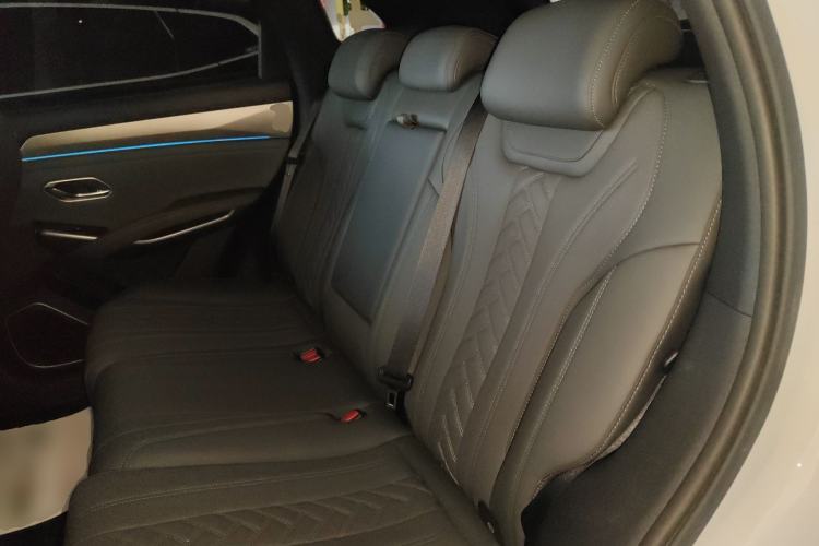 Used BYD Song L DM-i 2025 Intelligent Driving Version 160 km Beyond-Range Type
