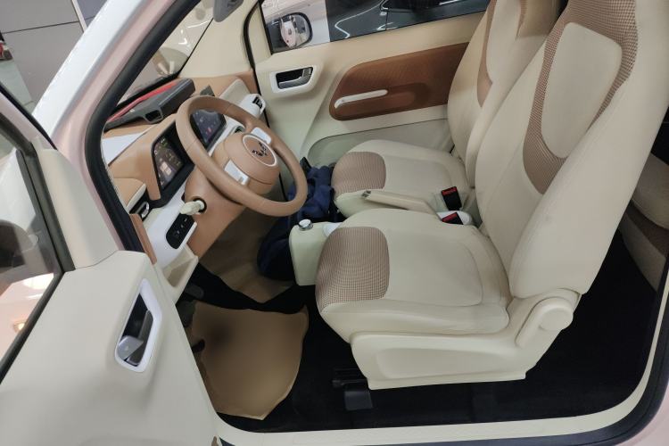 Used Wuling Hongguang MINIEV 2024 3rd Generation 215km Advanced Version
